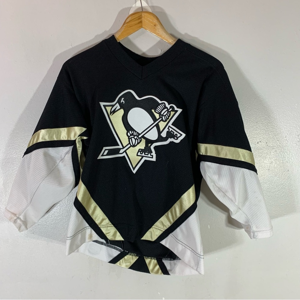 Ccm Crosby rookie jersey for teenager